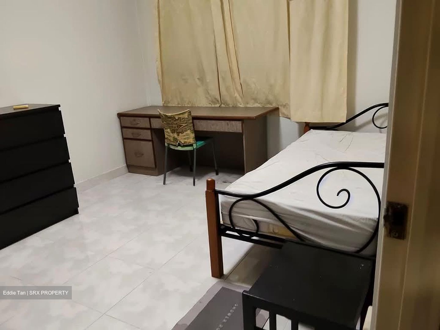 Blk 907 TAMPINES PALMSVILLE (Tampines), HDB 3 Rooms #563787121